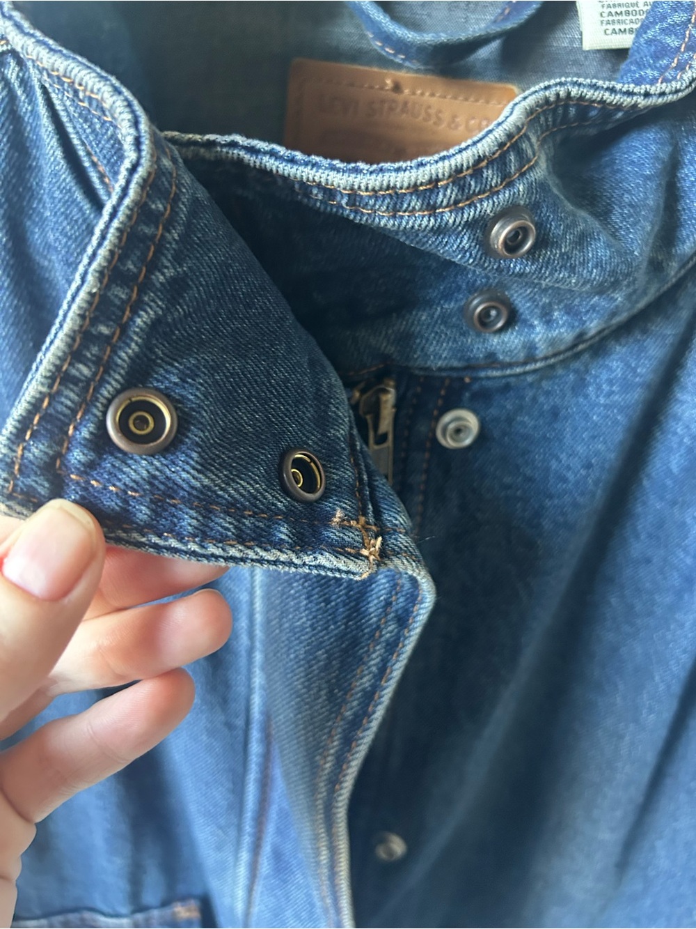 Signature by Levi Strauss/Revolve Trucker Blouson Denim Jacket - Picture 6 of 12